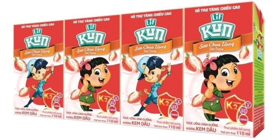 Sữa trái cây hương dâu Kun 110ml