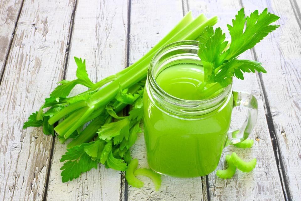 Trà cần tây Liên Hoa Chi - Bí quyết cho giấc ngủ sâu và ngon