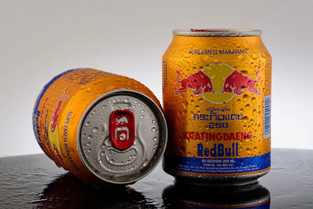 Redbull – Năng lượng mạnh mẽ, vượt qua mọi thách thức!